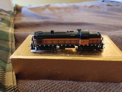 Oriental Limited N-Scale Milwaukee Road ALCO RS-2 1600hp Passenger Version