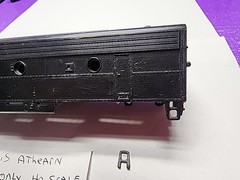AS IS SHELL ONLY F7B Athearn HO Scale Undecorated Black DAMAGED STIRRUPS DETAILS