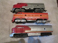 PARTS REPAIR Santa Fe 307 5028 SP 6105 Locomotive HO Scale 1:87 RTR UNTESTED Lot