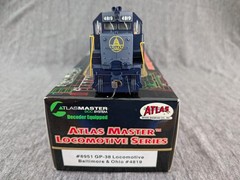 Atlas HO GP38, Baltimore & Ohio #4819, Atlas #8951, DC.