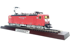 Marklin AC HO German DR BR-143 “DEUTSCHE REICHSBAHN” AG Locomotive + PLINTH MIB!