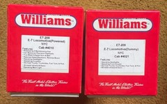 WILLIAMS NYC E-7-209 – Cab #4010 Powered and NYC Dummy SET