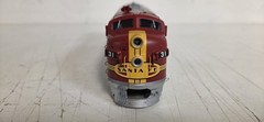 Walthers Proto HO 920-41272 F3A Santa Fe Red Warbonnet #31L W/Sound/DCC/DC LED