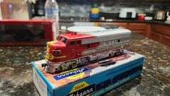 ATHEARN ROUNDHOUSE HO SCALE F7A LOCOMOTIVE SANTA FE #41 DC/Silent (Read Desc)