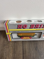 AHM, HO Scale 16951 PTC Power & Dummy Non-powered Trolley’s Set New In Box