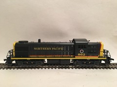 HO Atlas Kato 7078 Northern Pacific Alco RS-3 Diesel Locomotive NP #862