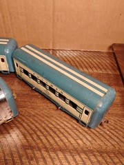 Hafner #1010 Mechanical Wind-up Steam Locomotive Passenger Toy Set, Pullman