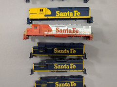 HO scale Athearn Blue Box 7 SANTA FE Locomotive Shells and 1 Dummy