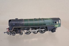 TRIANG R259 CHASSIS for BR 4-6-2 BRITANNIA CLASS LOCOMOTIVE 70000 britannia op