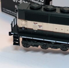 HO KATO 37-6382 EMD SD70MAC CAB HEADLIGHT BURLINGTON NORTHERN BN #9615 EXECUTIVE