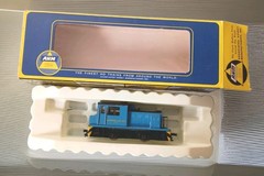 Vtg AHM HO Scale Plymouth MDT Balt. & Ohio B&O Diesel Switcher #5006 Wrong Box