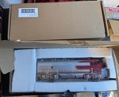 Menards O Scale F3 AA Santa Fe Diesel Set Both Powered, W/Remote Control
