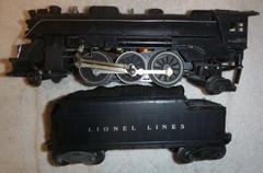 Lionel 2026 2-6-2 Prairie engine with 6466w whistling tender
