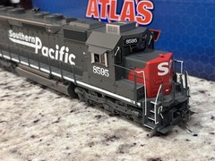 Atlas O Premier Southern Pacific SD45 #8595 W/ PS3 30138277 (2-Rail)