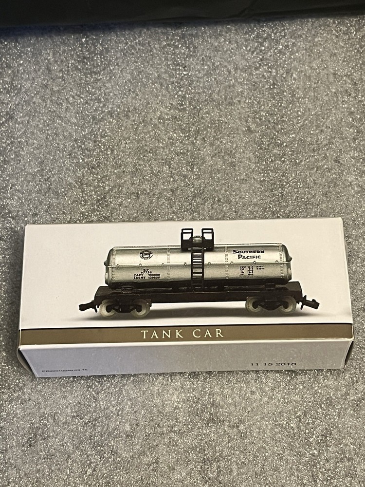 Tank Car Southern Pacific Locomotive Train Readers Digest 1:64