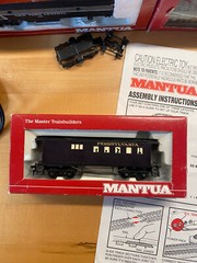 Mantua Train Set. Original Instructions, box, control. Many cars and Locomotive