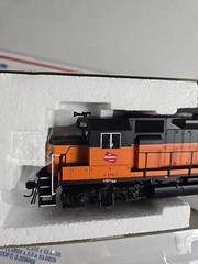 HO Scale 9187 Atlas Milwaukee Road MILW GP-40 Low Nose # 2034 – DC / DCC Decoder