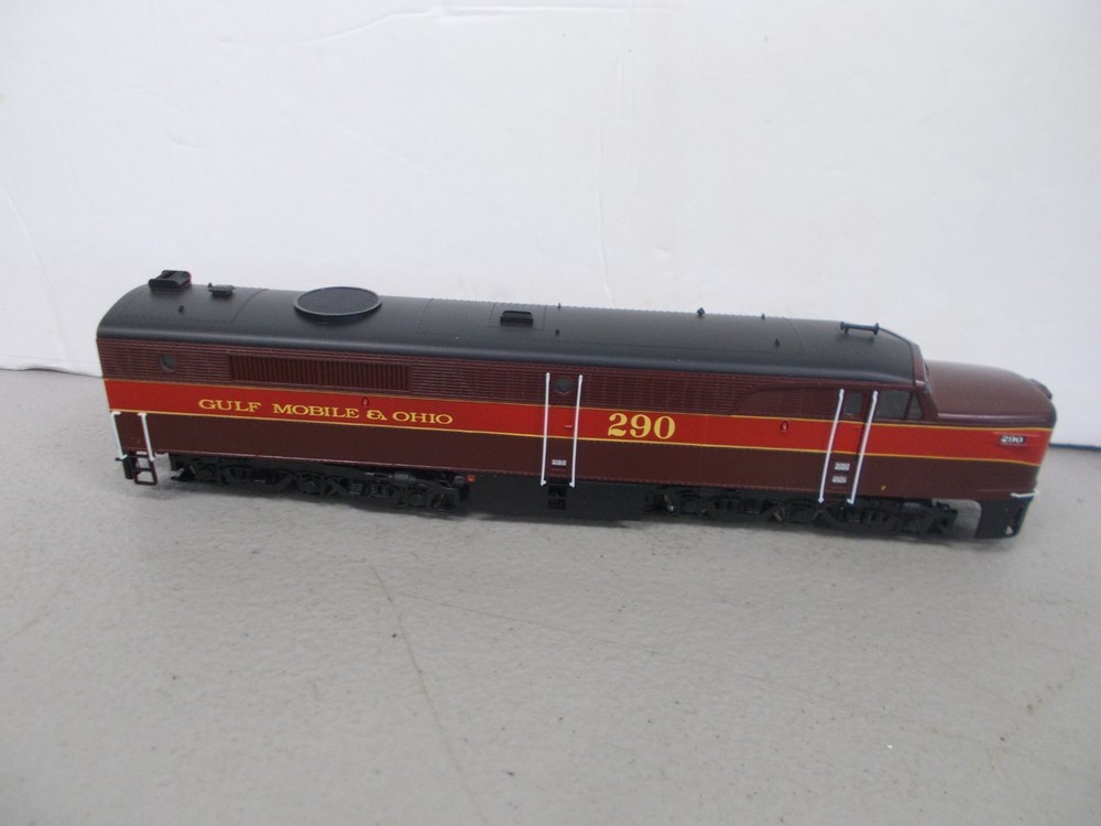 PROTO ~ GULF MOBILE & OHIO PA-1 POWERED LOCOMOTIVE # 290 ~HO SCALE