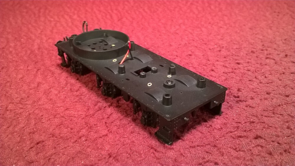 HO/OO BACHMANN EARL CLASS #3214 STEAM LOCOMOTIVE – TENDER CHASSIS