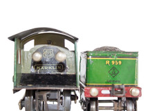 Vintage Marklin (1910-1920) UK #950 LNER 0-gauge Locomotive w/ Box
