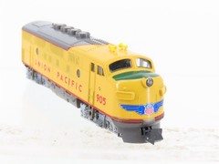 N Scale KATO 176-073 UP Union Pacific F3A Diesel Locomotive #905