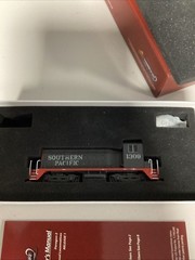 BROADWAY LIMITED paragon series EMD NW2 switcher SP #1309 locomotive ng102101