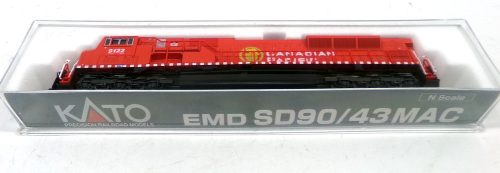 N scale Kato Canadian Pacific SD90/43 Mac diesel engine in orig box (lot 1224)