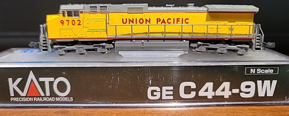 N Scale KATO 176-3304 UP Union Pacific GE C44-9W Diesel #9702 – DCC Ready