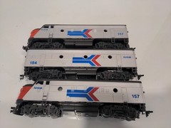 Athearn HO EMD F7A-F7B ABA set Amtrak Powered & Dummy Diesel Locomotives 157 154