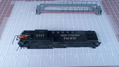 HO SHELL Southern Pacific 5727 missing some railings, cab insert BCK