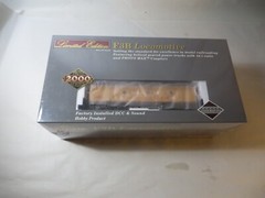 PROTO 2000 LIMITED EDITION UNION PACIFIC #920-41241-E F3A & F3B SET HO SEALED