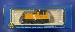 AHM Union Pacific 720 5001 MDT Diesel switcher HO scale Model Train