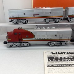Lionel 6-11711 Santa Fe Warbonnet F-3 ABBA Diesels O Gauge Used Conventional RS