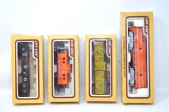 Life Like Lot Of 4 HO Flat Car Model Railroad Freight Cars Boxed 8″ And 10″