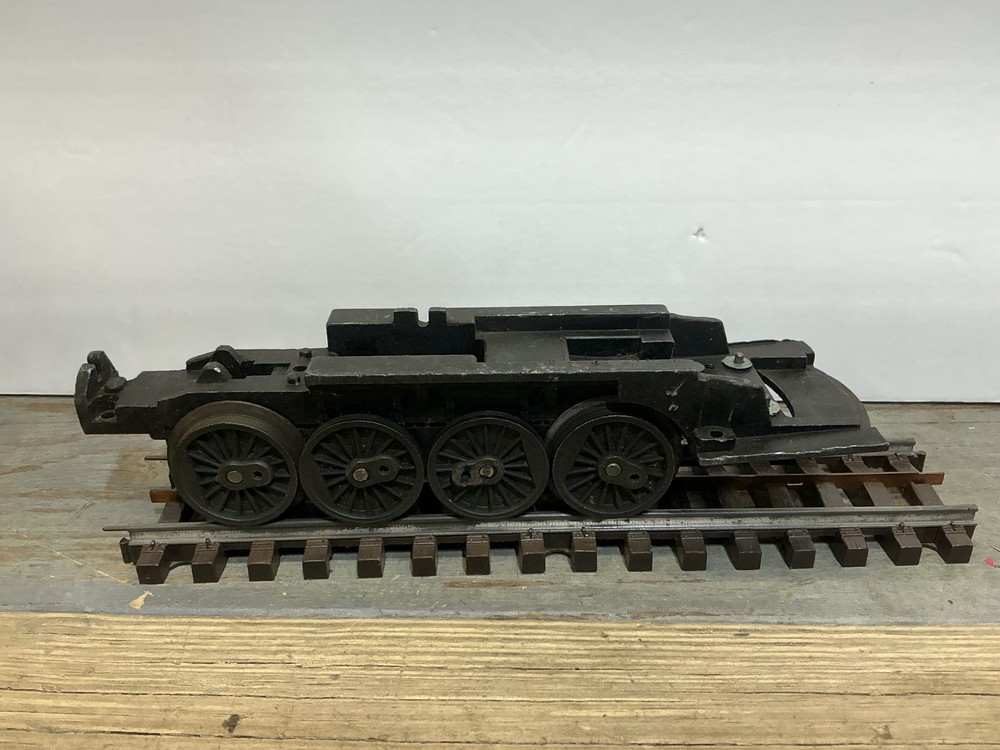 LIONEL #736 BERKSHIRE FRAME W/MAGNA TRACTION