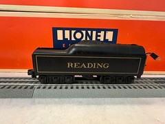 LIONEL 6-18004 READING 4-6-2 LOCOMOTIVE & TENDER #8004