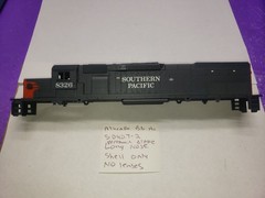SD40T-2 SHELL ONLY SOUTHERN PACIFIC HO SCALE LOCOMOTIVE SD40T-2 DYNAMIC BRAKE