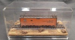 HO SCALE 9″ SINGLE TRACK DISPLAY CASE – “DESERT SCENE”- ANY HO TRAINS