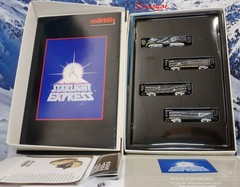 Marklin 8116 Starlight Express Greaseball F7 Loc and Freight set Z Scale Z Gauge