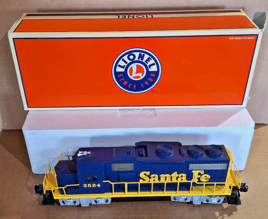 Lionel Santa Fe 3524 GP38 Diesel Locomotive 6-28868 in Box