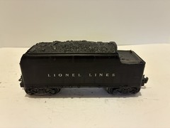 Lionel Post War 2025 Locomotive and Whistle Tender Tested See Description. Nice