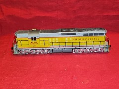 Athearn HO Union Pacific SD-9 Diesel Locomotive #457