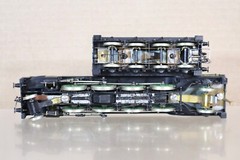 DJH PC MODELS EM GAUGE KIT BUILT LNER P2 COCK O the NORTH & 7 GRESLEY COACH oj