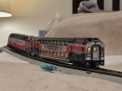 Atlas NJ Transit 100th Anniversary HO Scale ALP-45DP Modern Commuter Train Set