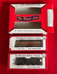 Regal Line InterMountain Great Northern EMD F-7A Locomotive & A /B F Unit Drive