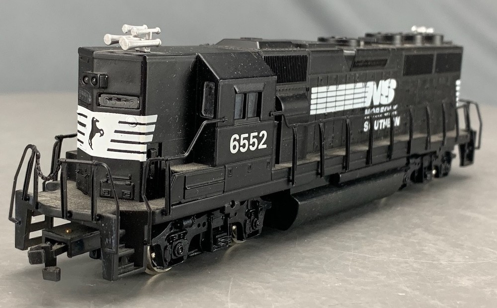 HO Bachmann EMD GP50 Locomotive Norfolk Southern #6552 Unpowered Dummy HO8592