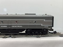 MTH RailKing 30-2140-3 O New York Central Lightning E-8 B Unit Diesel Locomotive