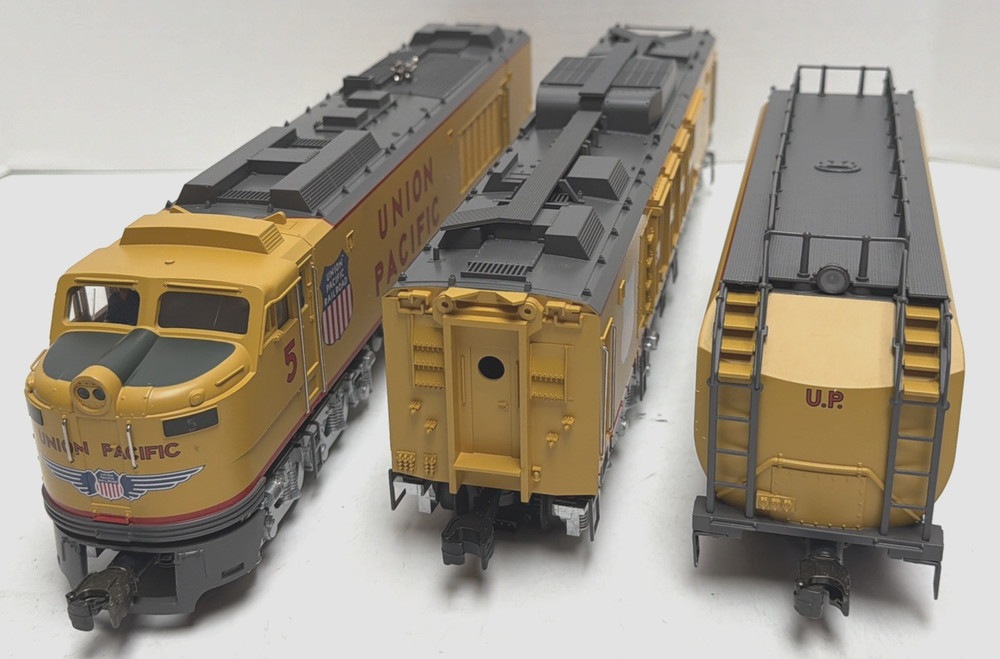 MTH O-GAUGE 2124LP UNION PACIFIC GAS TURBINE DIESEL ENGINE SET W/PS-1 – TESTED
