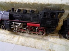 Marklin 2-6-0 DB steam locomotive with tender 3003 1C27