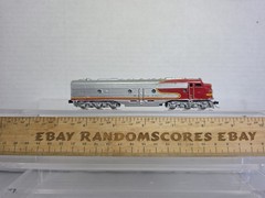 Con Cor N Scale Custom Santa Fe E8 Diesel Locomtive Lighted Knuckles ATSF Runs